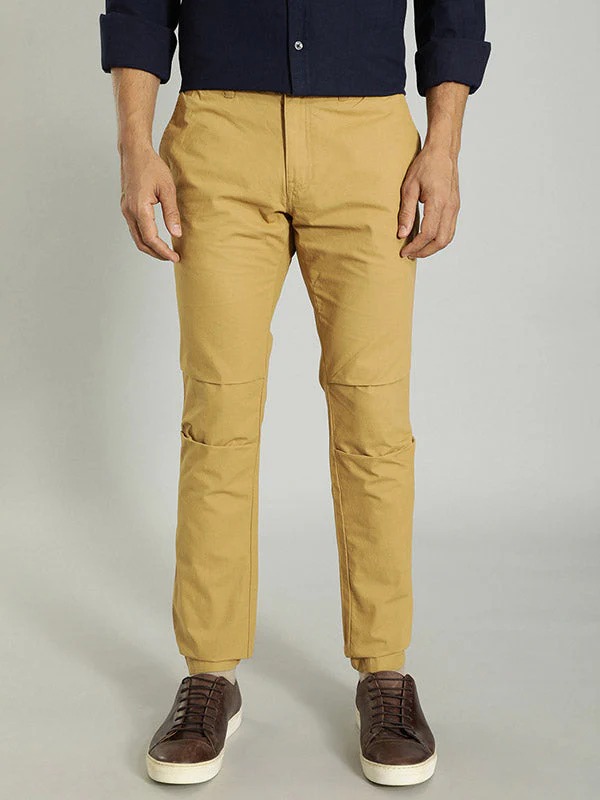 Indian Terrain Men's Comfort Fit Solid Khaki Trousers